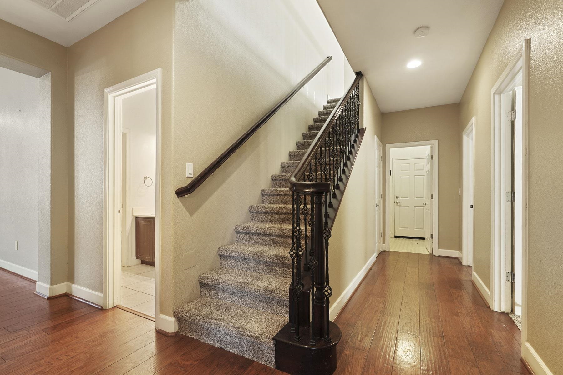 2644 Swainsons Hawk Street Stockton, CA 95209 - Photo 29 of 41 a view of entryway with wooden floor