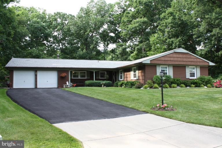 8900 Boxford Court Laurel, MD 20708 - Photo 25 of 25 Exterior (Front)