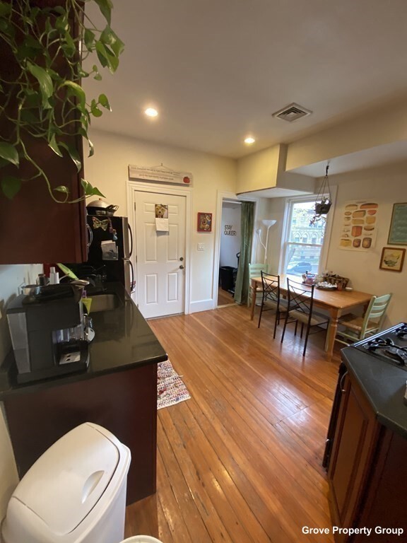 6 Westerly Street, Unit 2 Boston, MA 02130 - Photo 6 of 15