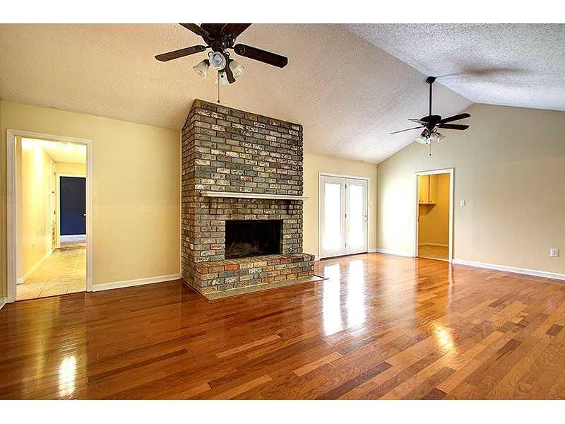 1605 Rue Miramon Slidell, LA 70458 - Photo 3 of 13 Gallery Image 3