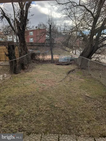 $1,900 | 106 Walnut Street, Coatesville, PA 19320