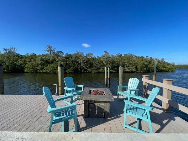 $10,000 | 8585 Southeast Palm Street, Hobe Sound, FL 33455