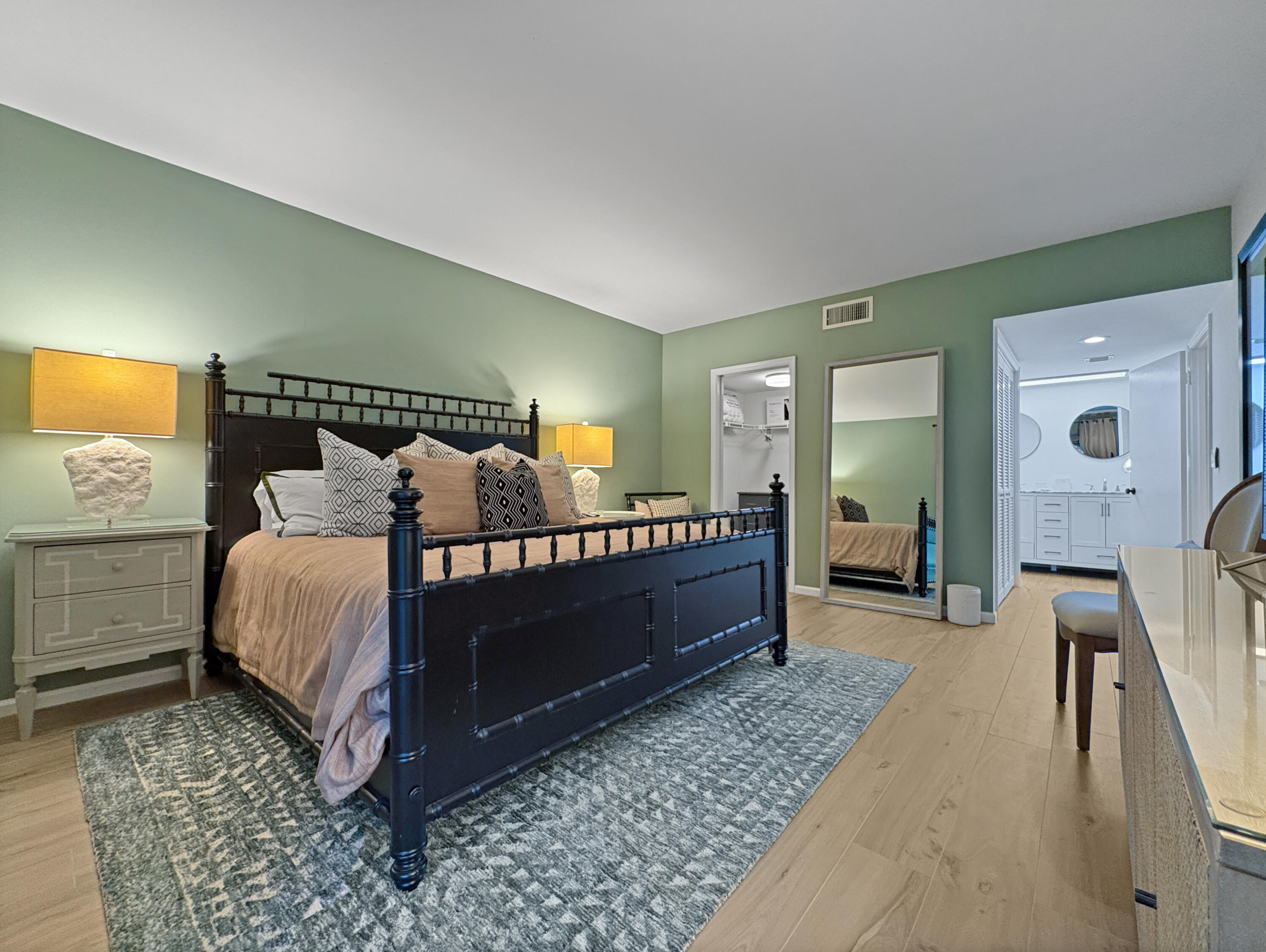 13334 Polo Club Road, Unit 233 Wellington, FL 33414 - Photo 16 of 30 b4777e331914f7739d574b101735ec99bc4b7a9f