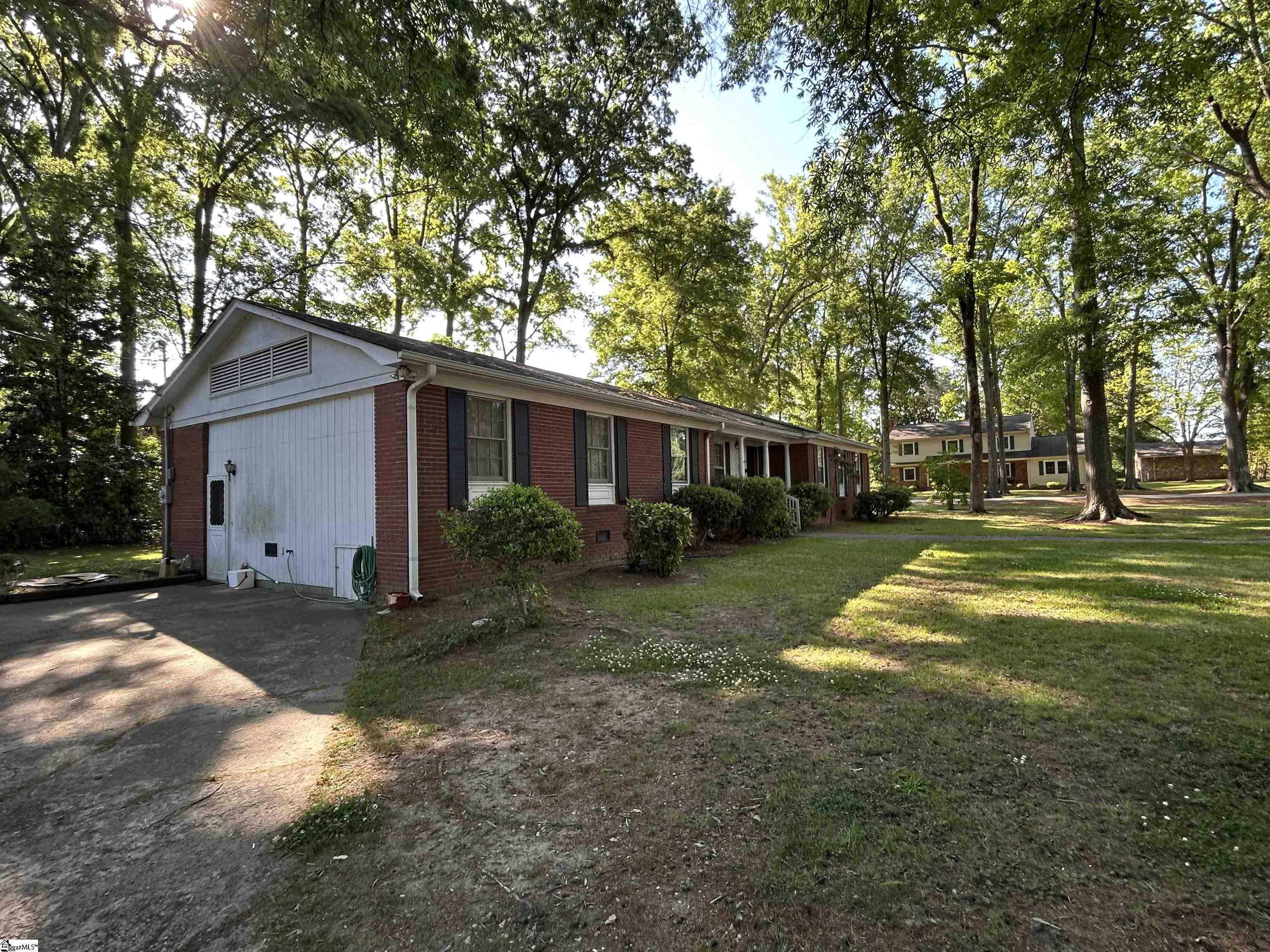 507 Chestnut Street Clinton, SC 29325 - Photo 13 of 14