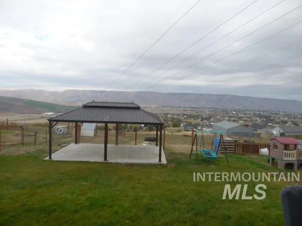$450,000 | 2710 Scenic Hills Drive, Clarkston, WA 99403