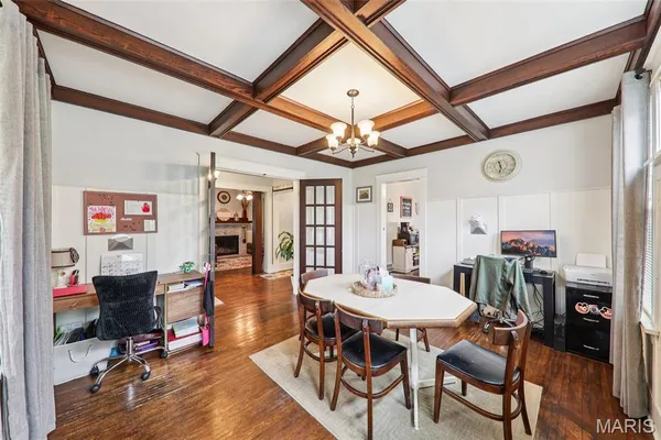 $190,000 | 615 North Montgomery Avenue, Litchfield, IL 62056