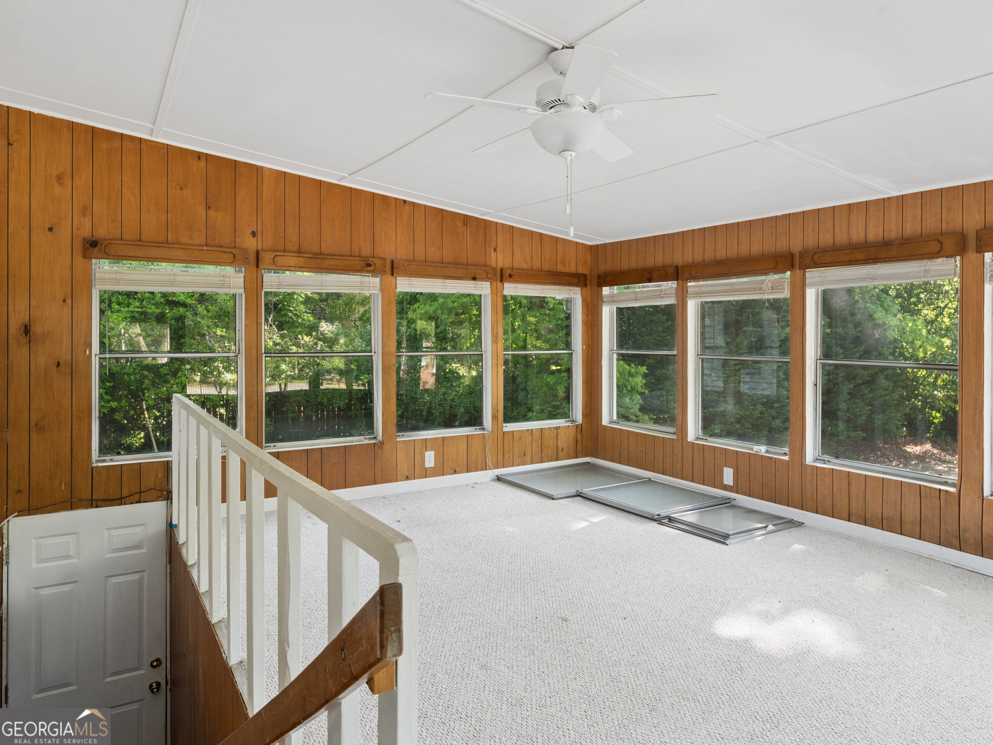183 Athens Street Hartwell, GA 30643 - Photo 15 of 19 a view of an room with a large window