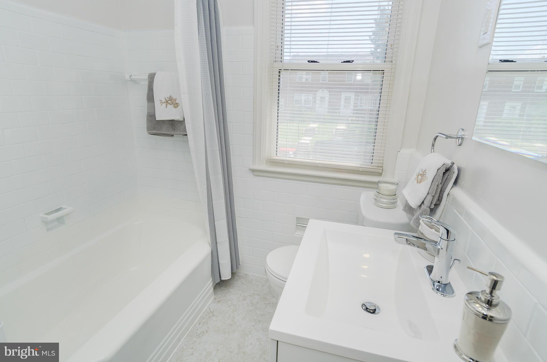 807 Braeside Road Baltimore, MD 21229 - Photo 15 of 30 Bath