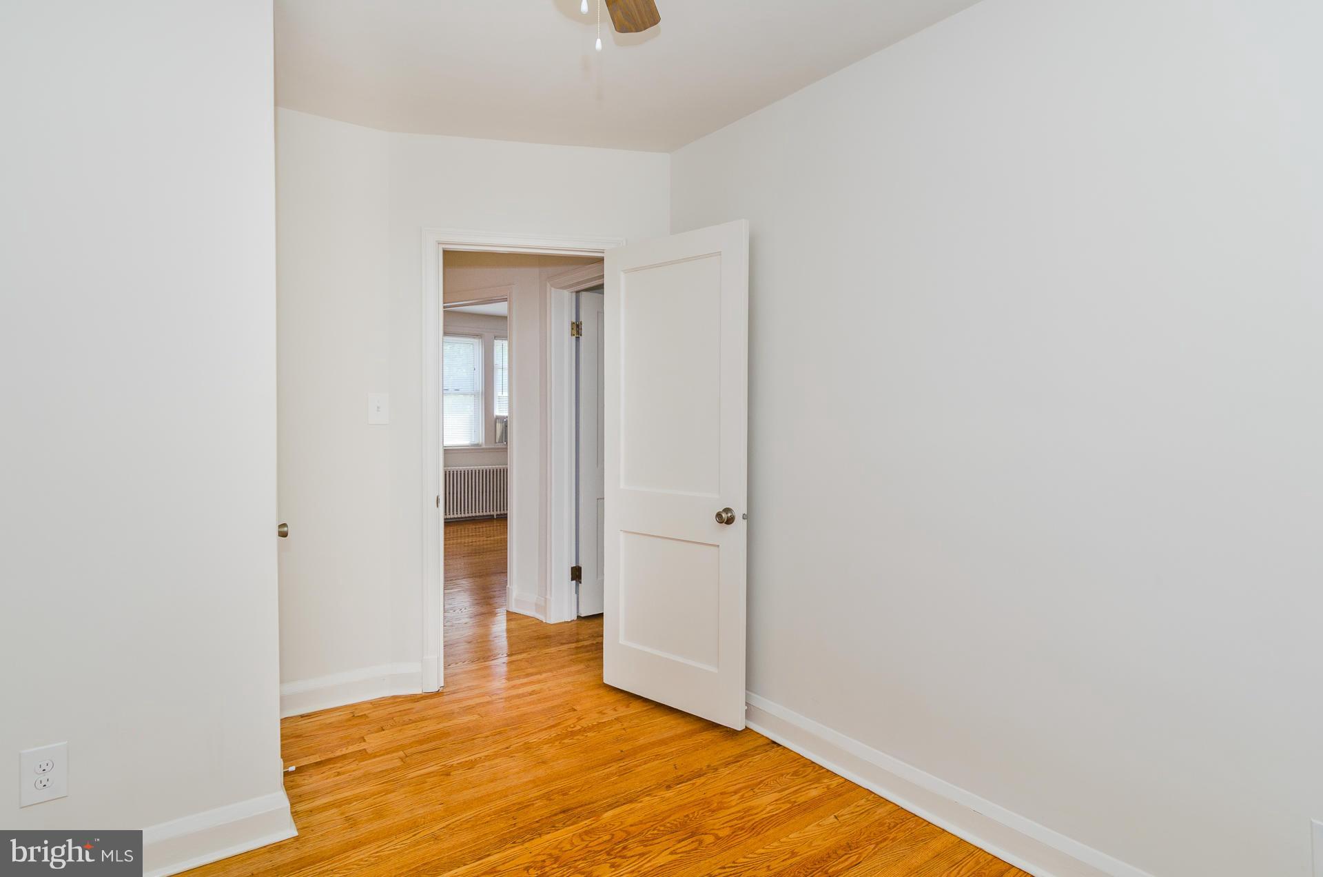 807 Braeside Road Baltimore, MD 21229 - Photo 17 of 30 Bedroom