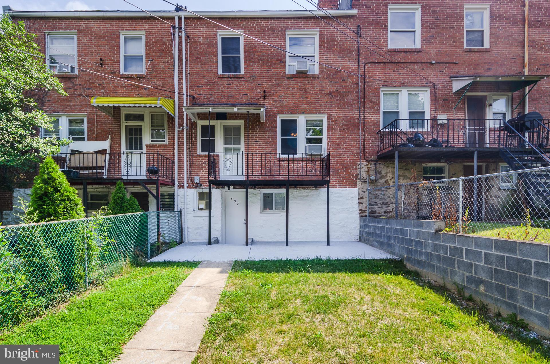 807 Braeside Road Baltimore, MD 21229 - Photo 27 of 30 Exterior (Rear)