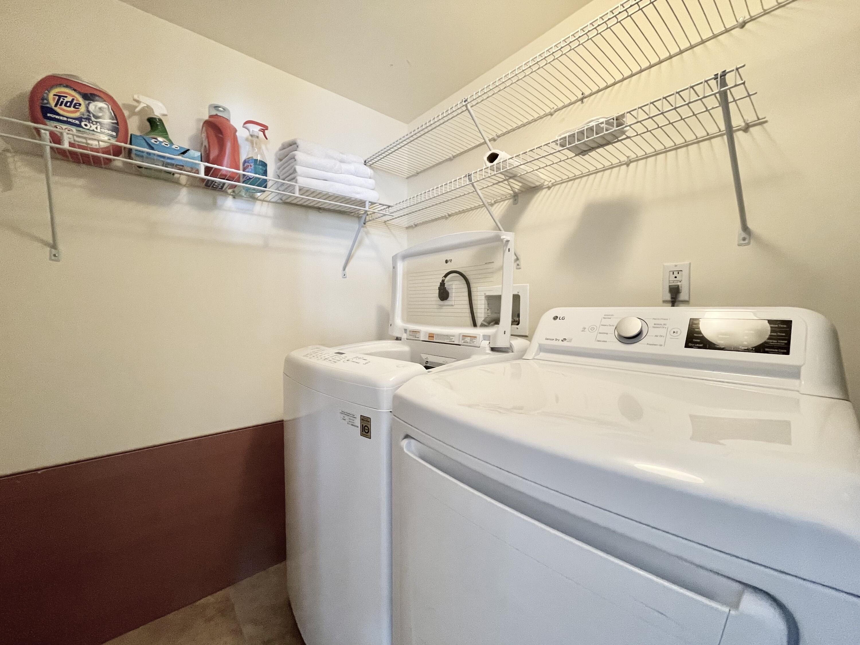 99 Southeast Mizner Boulevard, Unit PH29 Boca Raton, FL 33432 - Photo 24 of 42 Laundry Room