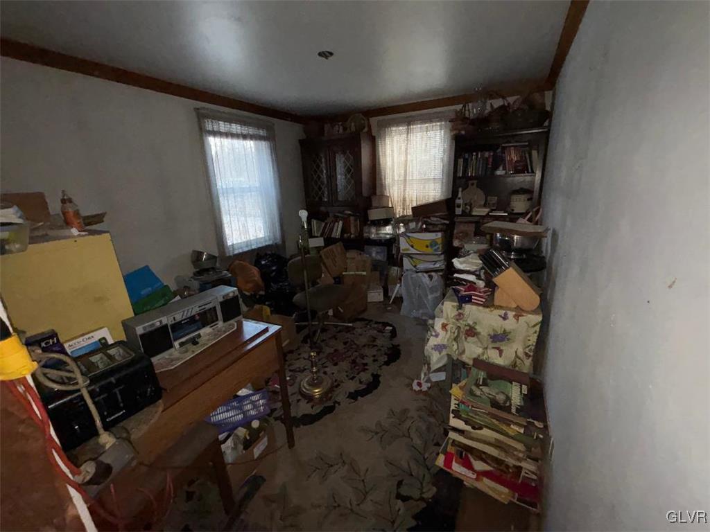 899 Browntown Road Nazareth, PA 18064 - Photo 6 of 10 a room with musical instruments