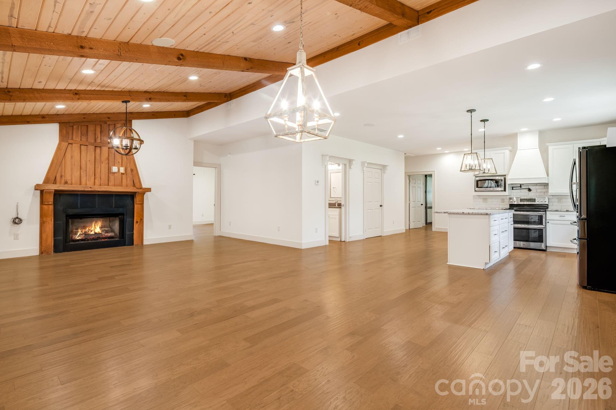 656 North Fork Road Barnardsville, NC 28709 - Photo 8 of 48 Gallery Image 8
