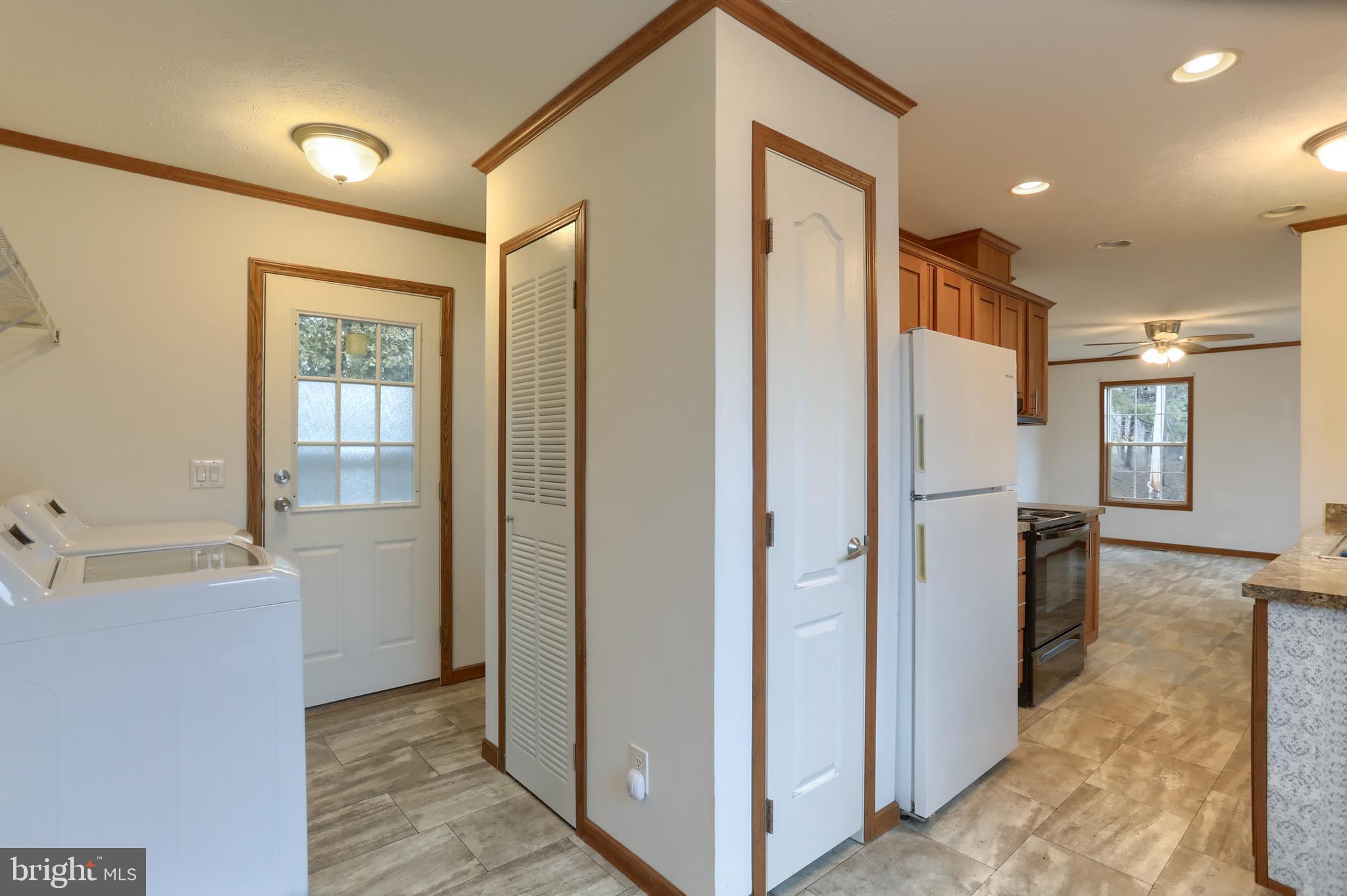 14 Shellie Street Lebanon, PA 17046 - Photo 10 of 19 a view of a hallway with closet and a bathroom