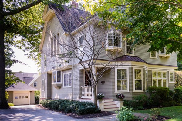 18 Calumet Road Winchester, MA 01890 - Photo 1 of 30