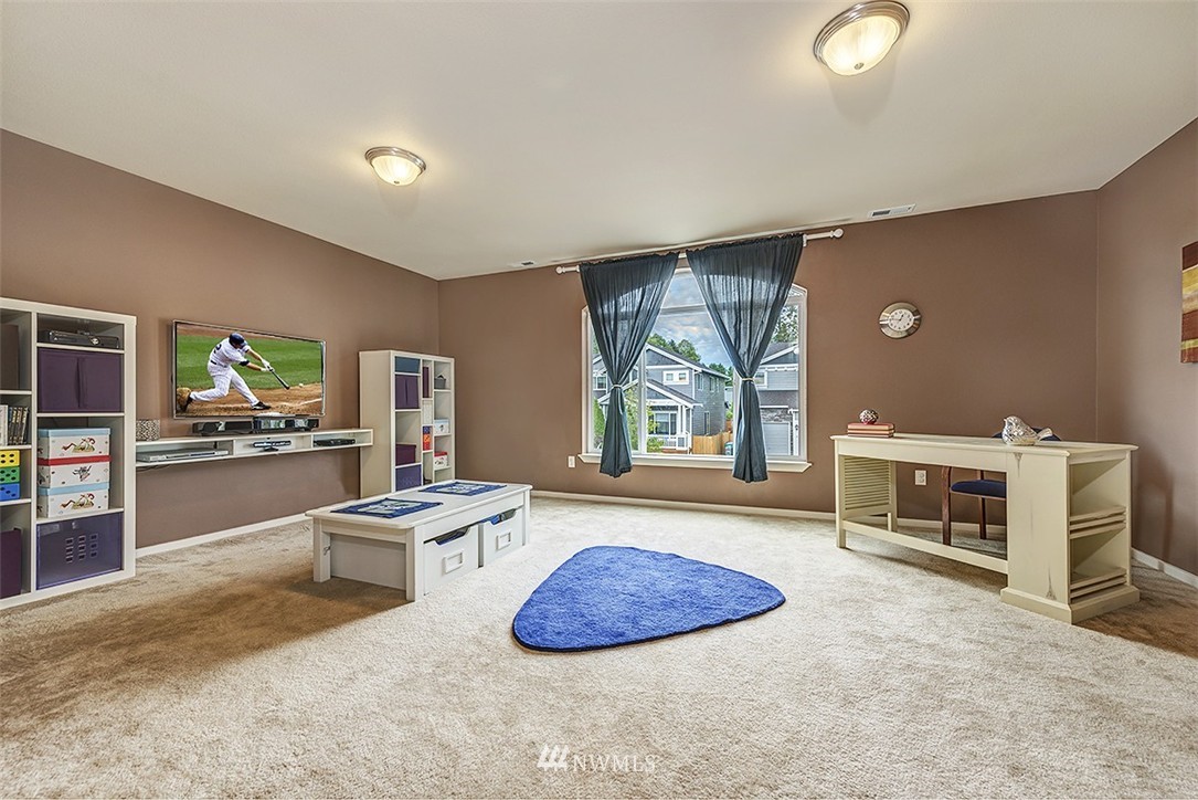 4018 212th Place Southeast Bothell, WA 98021 - Photo 18 of 24