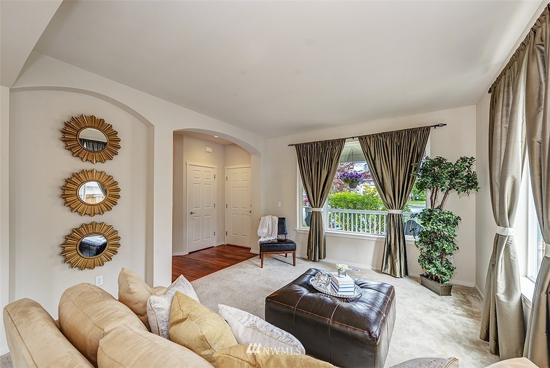 4018 212th Place Southeast Bothell, WA 98021 - Photo 5 of 24