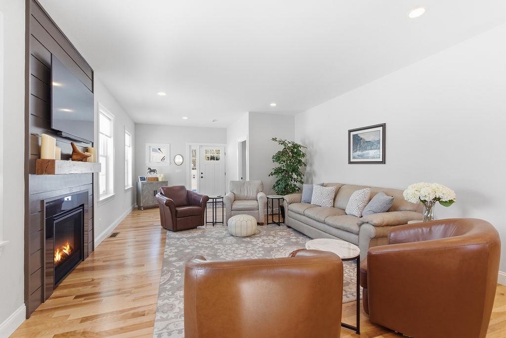 17 Sage Drive, Unit 22 Hampton, NH 03842 - Photo 5 of 51