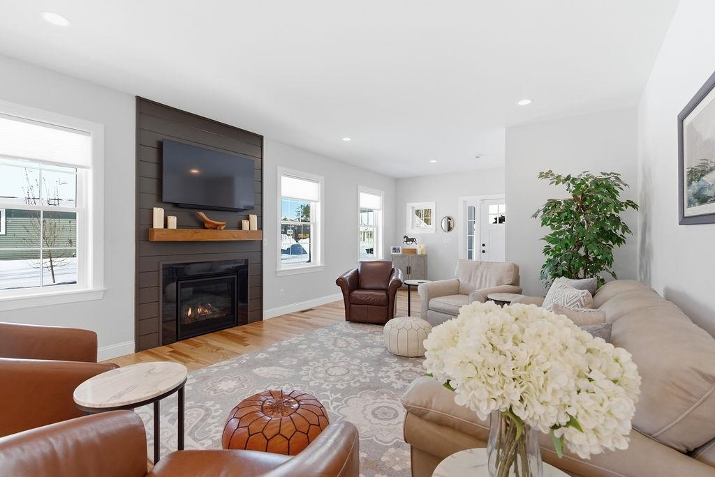 17 Sage Drive, Unit 22 Hampton, NH 03842 - Photo 6 of 51