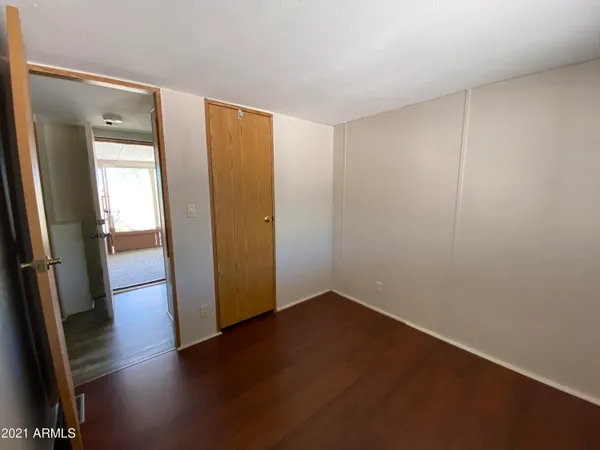 $1,275 | 33401 North 224th Avenue, Wittmann, AZ 85361