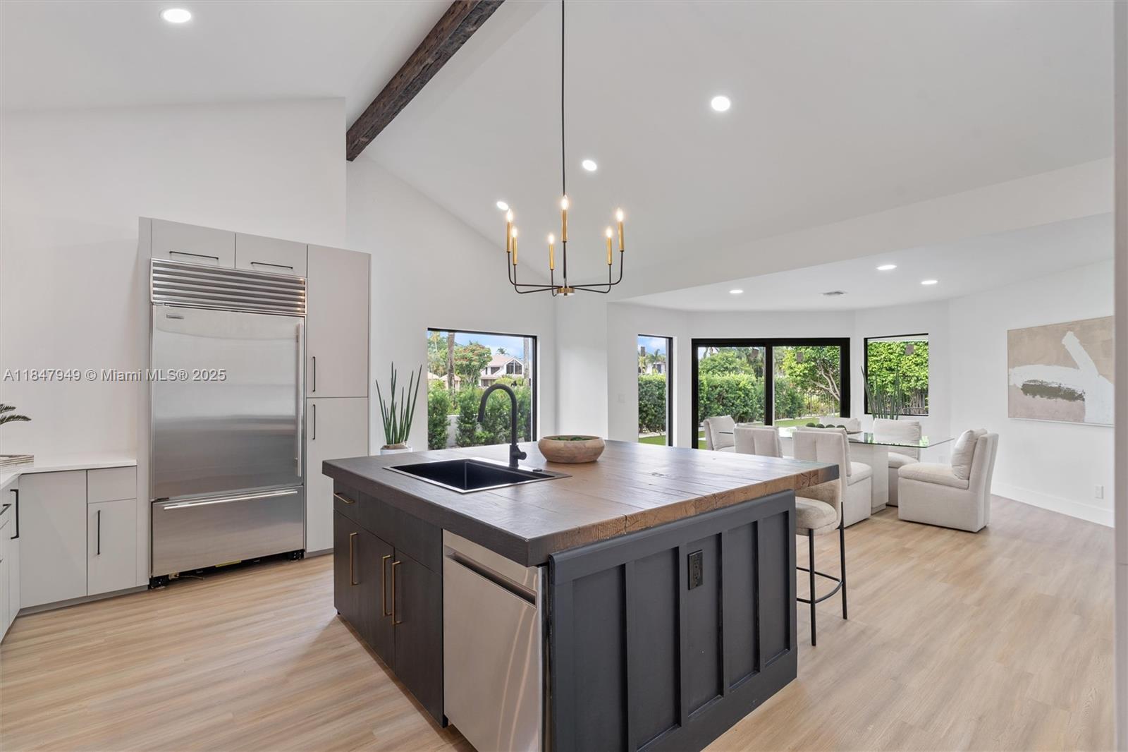 7190 Valencia Drive Boca Raton, FL 33433 - Photo 11 of 36