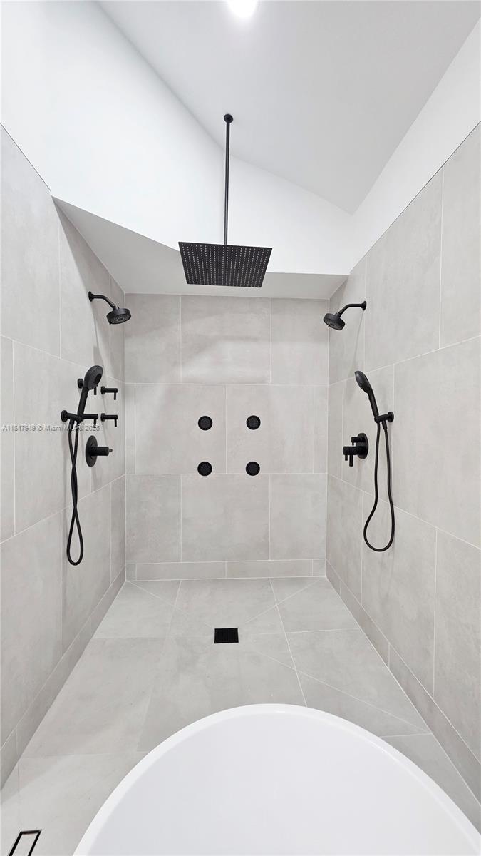 7190 Valencia Drive Boca Raton, FL 33433 - Photo 29 of 36