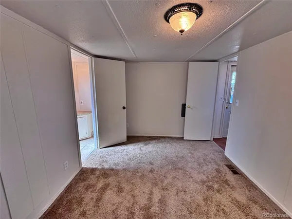 $37,500 | 1406 West Sunrise Drive, La Junta, CO 81050