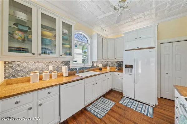 $1,500,000 | 1110 Riverside Drive, Titusville, FL 32780