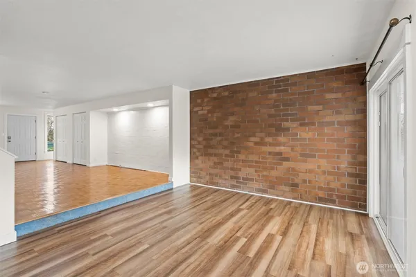 an empty room with windows