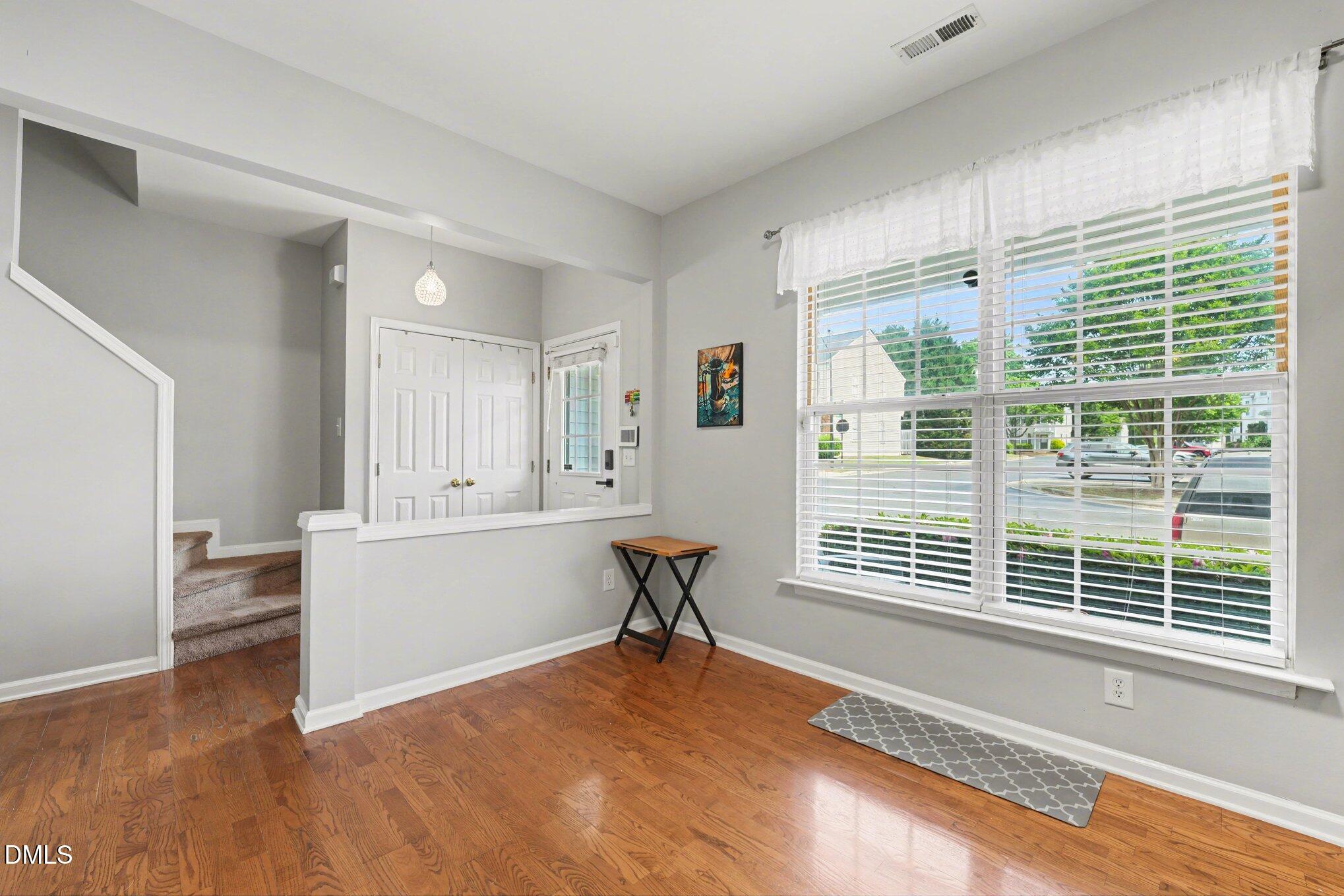 8507 Mt Valley Lane Raleigh, NC 27613 - Photo 12 of 29 012_file_1753