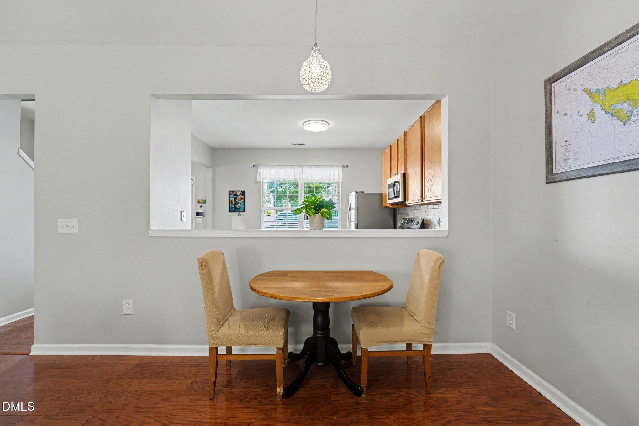 8507 Mt Valley Lane Raleigh, NC 27613 - Photo 13 of 29 013_file_4658