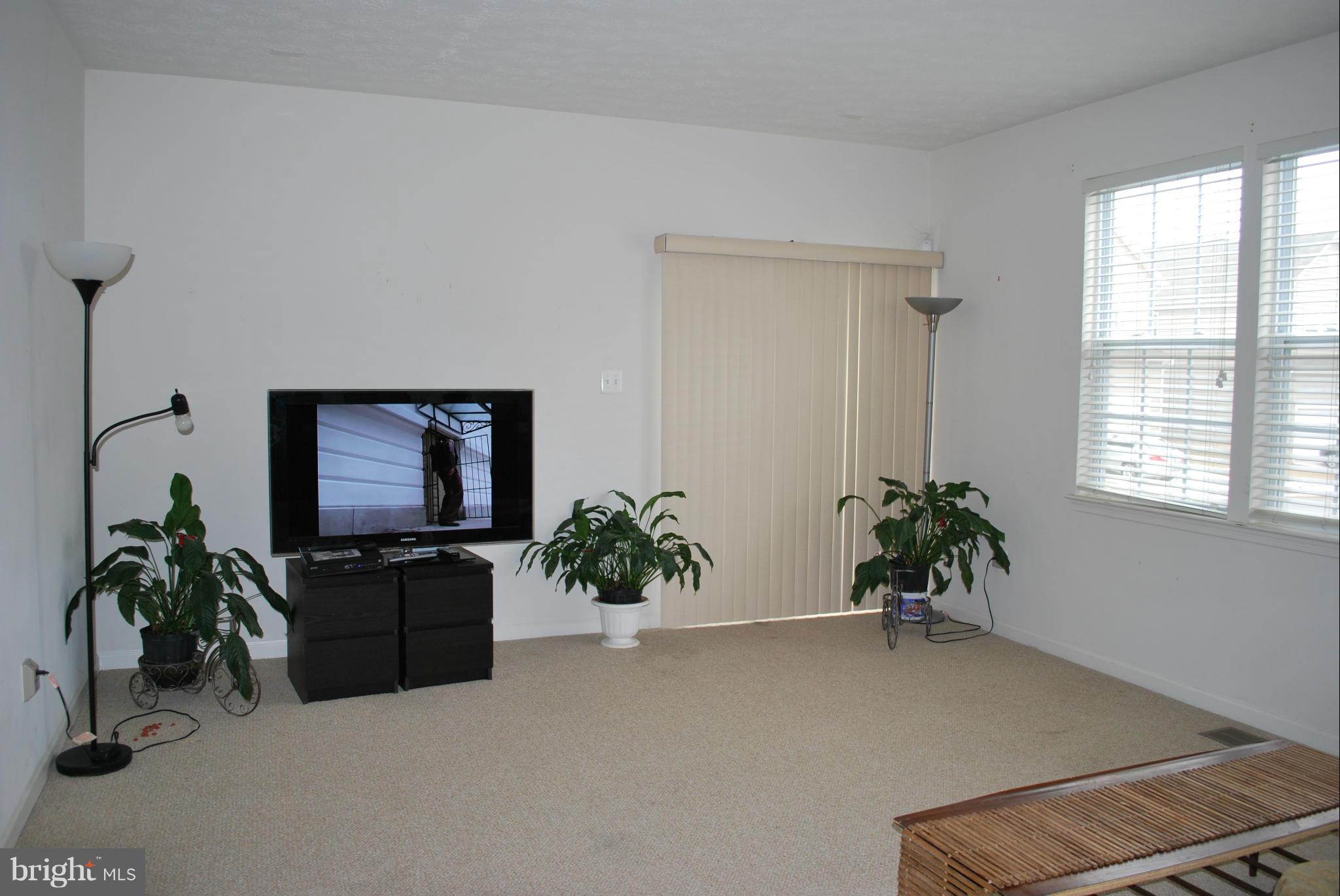 720 Nellis Road Middle River, MD 21220 - Photo 4 of 10 Interior (General)