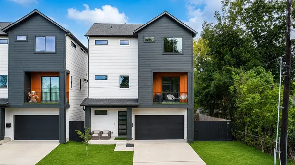 $449,998 | 3514 Arlington Street, Houston, TX 77018