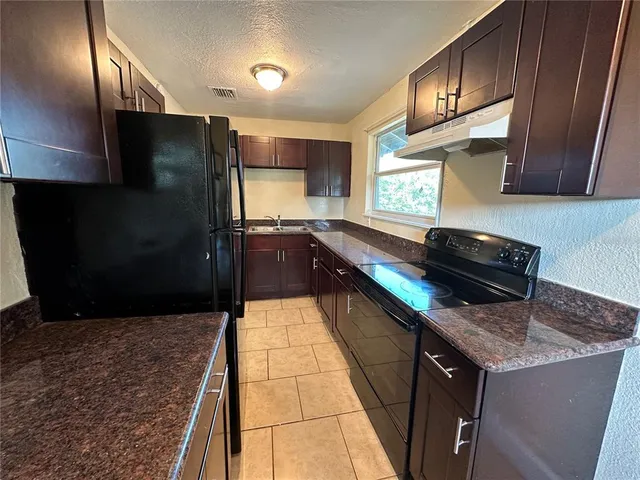 $1,450 | 1314 12th Avenue South, Unit B, St. Petersburg, FL 33705