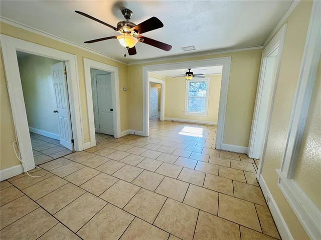 $1,450 | 1314 12th Avenue South, Unit B, St. Petersburg, FL 33705