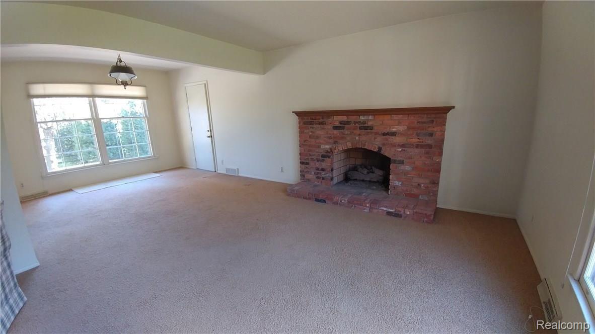 3884 Ruthland Road Troy, MI 48084 - Photo 12 of 27 20171108_125534_HDR.jpg