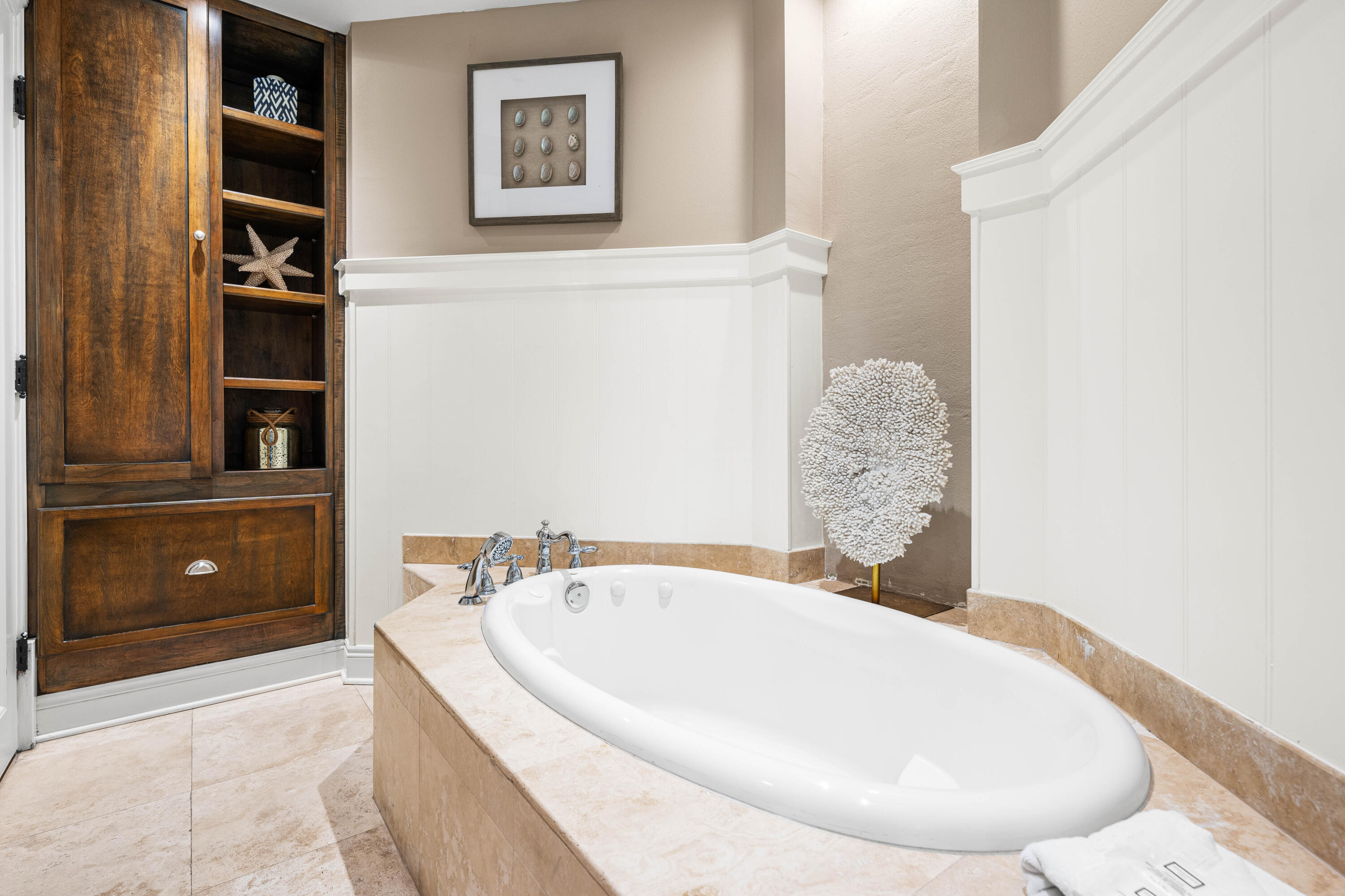 34 North Barrett Square, Unit 2D Inlet Beach, FL 32461 - Photo 16 of 35 Primary Bathroom