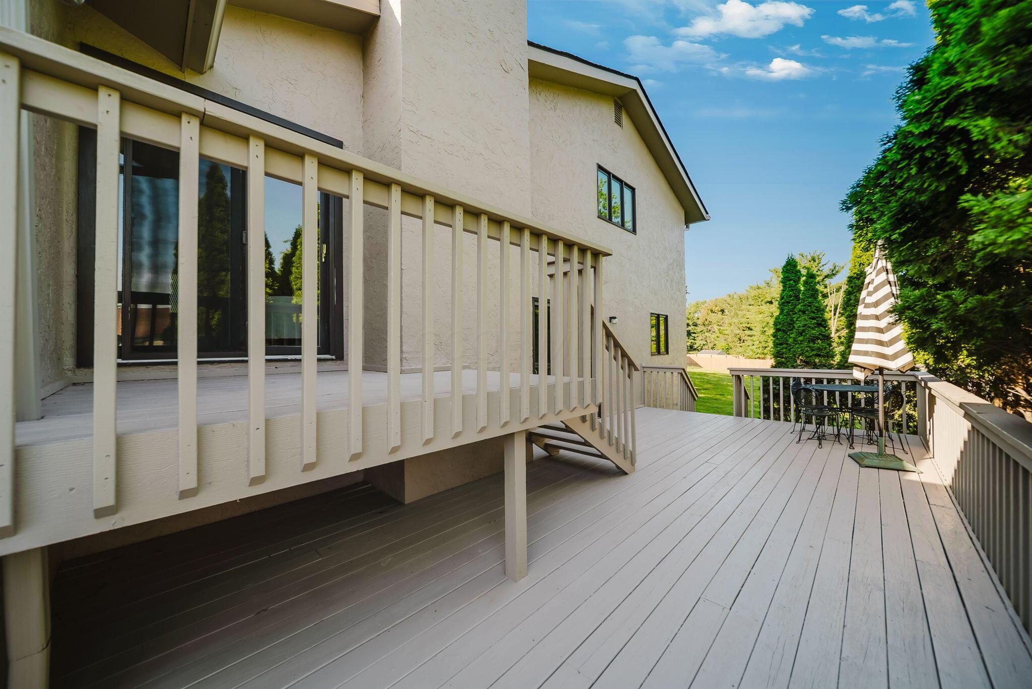 5256 Longrifle Road Westerville, OH 43081 - Photo 57 of 65 Backyard - Deck