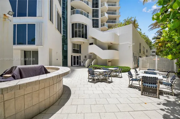 $9,500 | 18671 Collins Avenue, Unit 1702, Sunny Isles Beach, FL 33160
