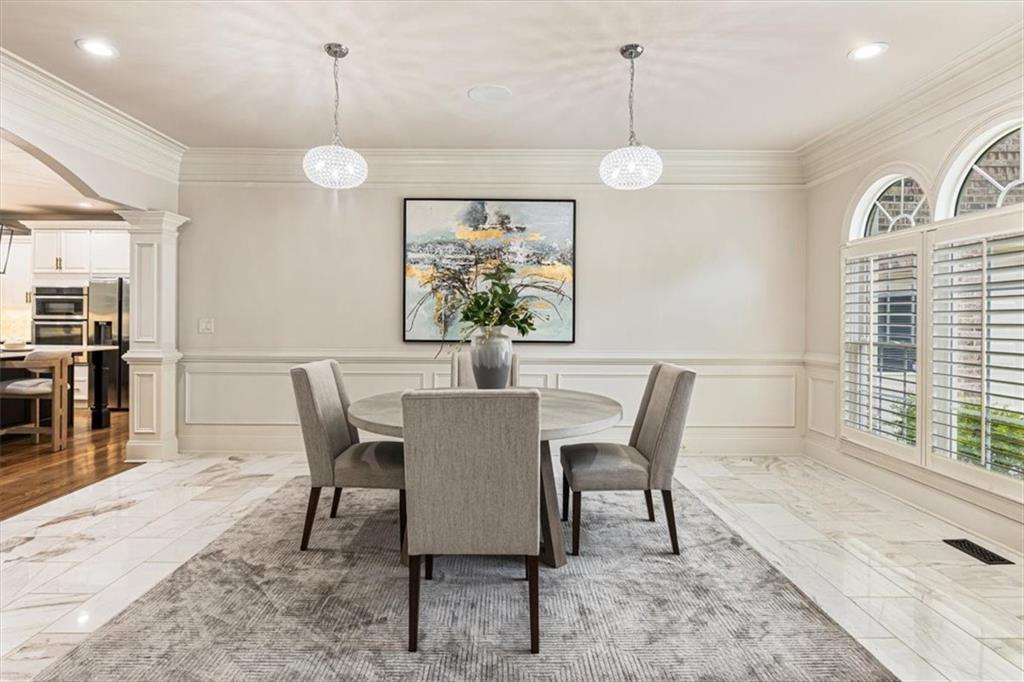 392 Lum Crowe Road Roswell, GA 30075 - Photo 7 of 108