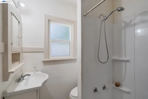 $399,000 | 4500 San Carlos Avenue, Oakland, CA 94601