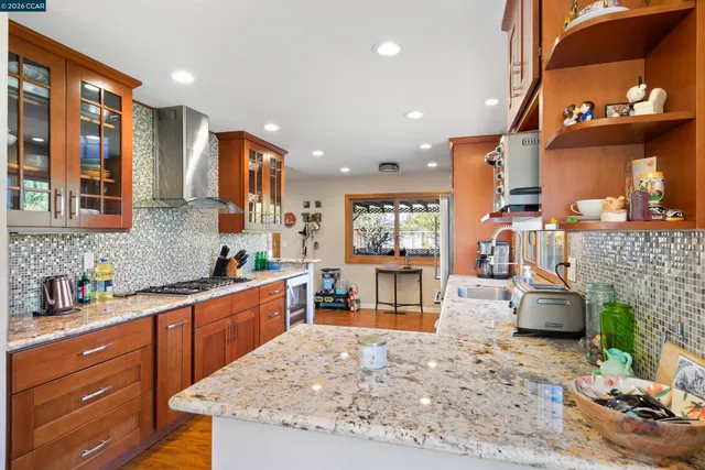 $1,125,000 | 305 Mountaire Parkway, Clayton, CA 94517