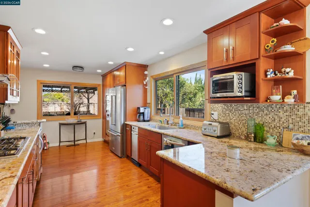 $1,125,000 | 305 Mountaire Parkway, Clayton, CA 94517
