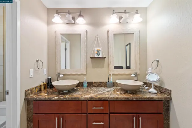 $1,125,000 | 305 Mountaire Parkway, Clayton, CA 94517