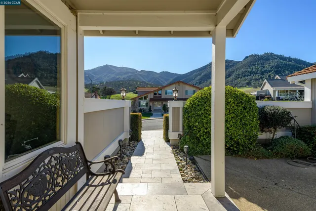 $1,125,000 | 305 Mountaire Parkway, Clayton, CA 94517