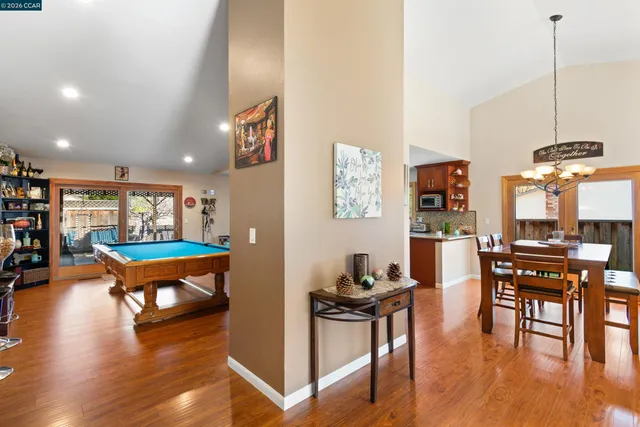 $1,125,000 | 305 Mountaire Parkway, Clayton, CA 94517