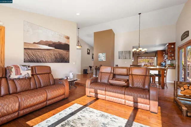 $1,125,000 | 305 Mountaire Parkway, Clayton, CA 94517