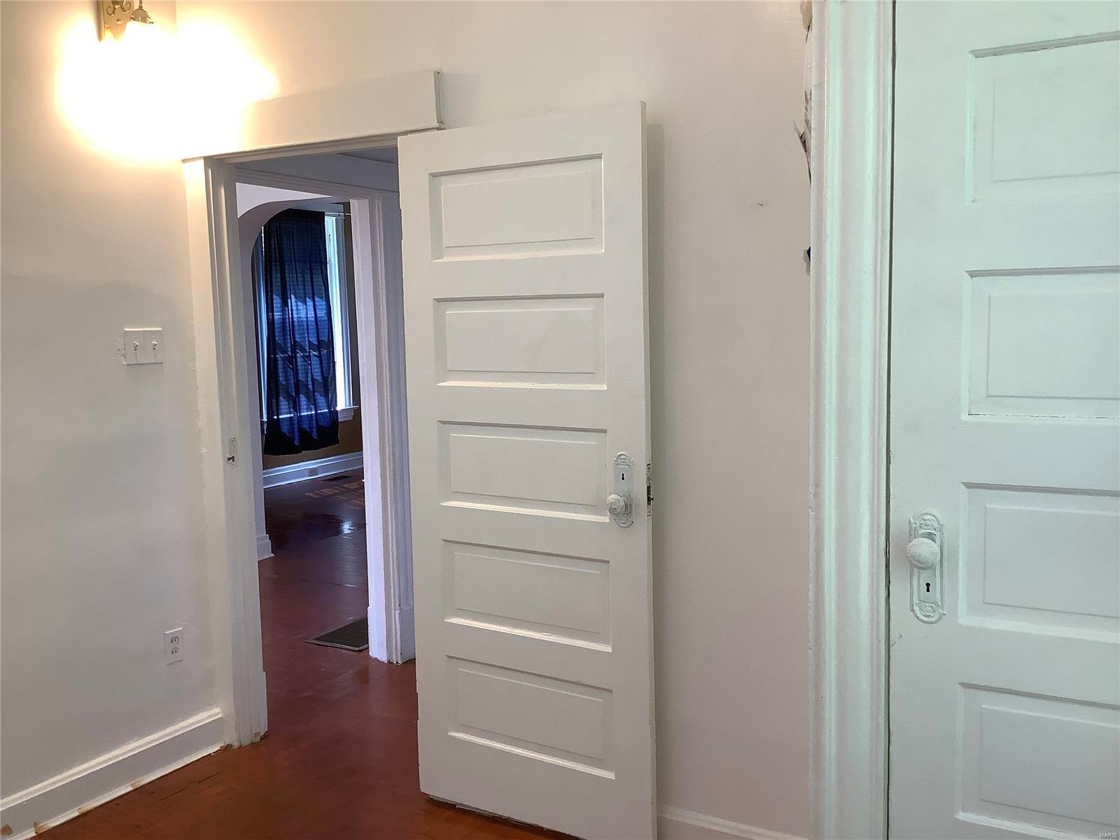 2832 Walton Road St. Louis, MO 63114 - Photo 11 of 19 Gallery Image 11