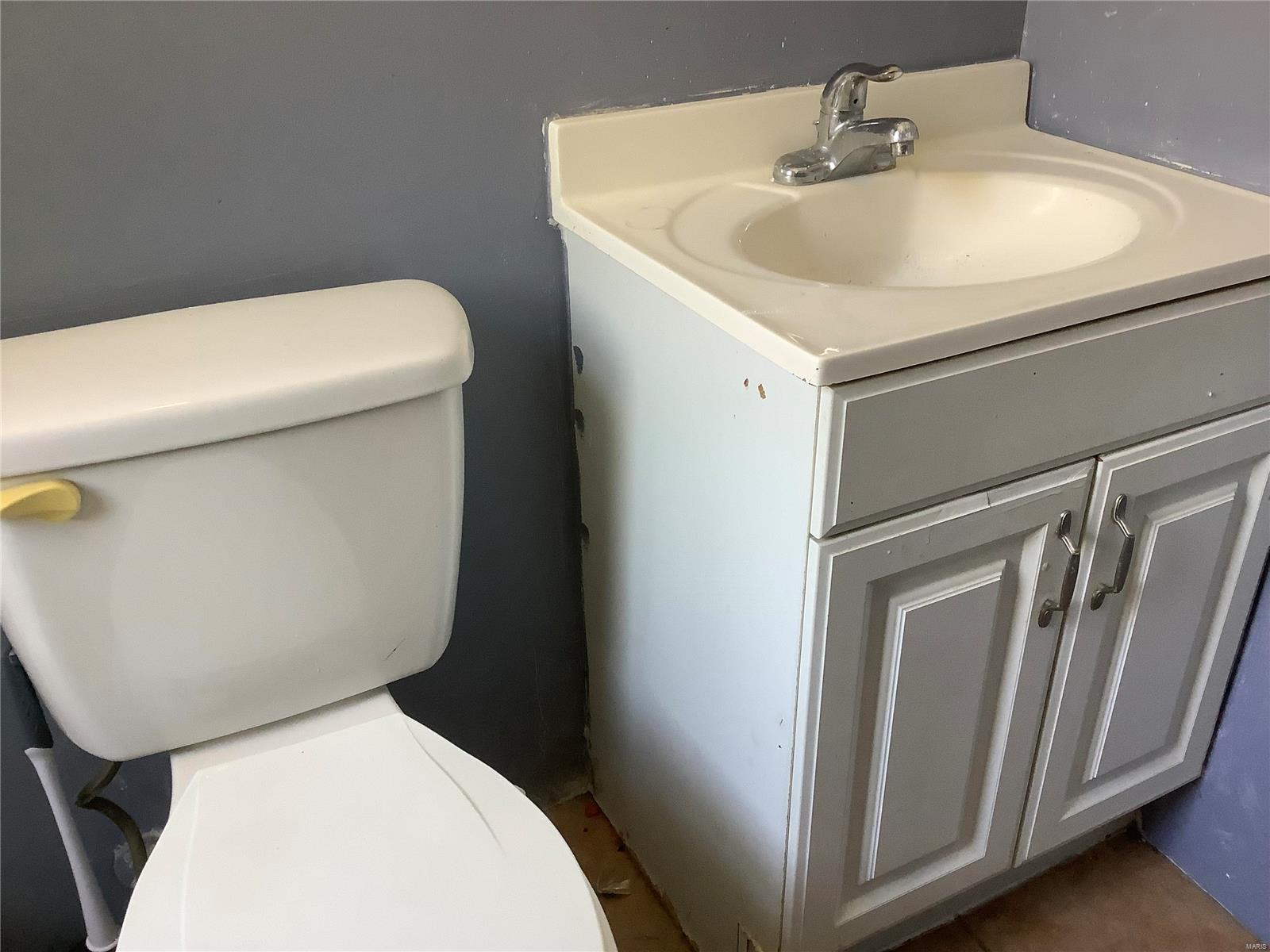 2832 Walton Road St. Louis, MO 63114 - Photo 10 of 19 Gallery Image 10