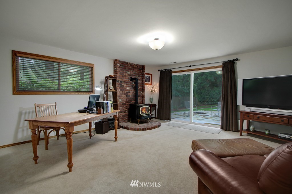 5604 227th Street Southeast Bothell, WA 98021 - Photo 8 of 15